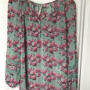 Sheer top